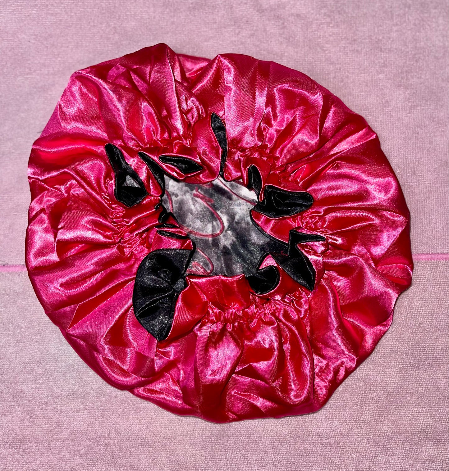 💗 Pink Crystal Satin Bonnet™